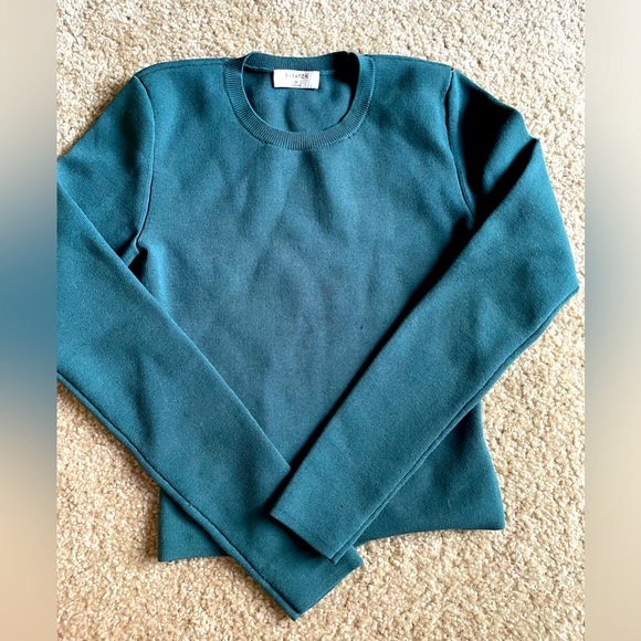 Babaton Sweaters - Artitzia Babaton sweater size extra small